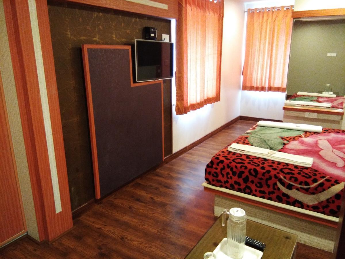 Sarkar Palace Ooty Exterior photo
